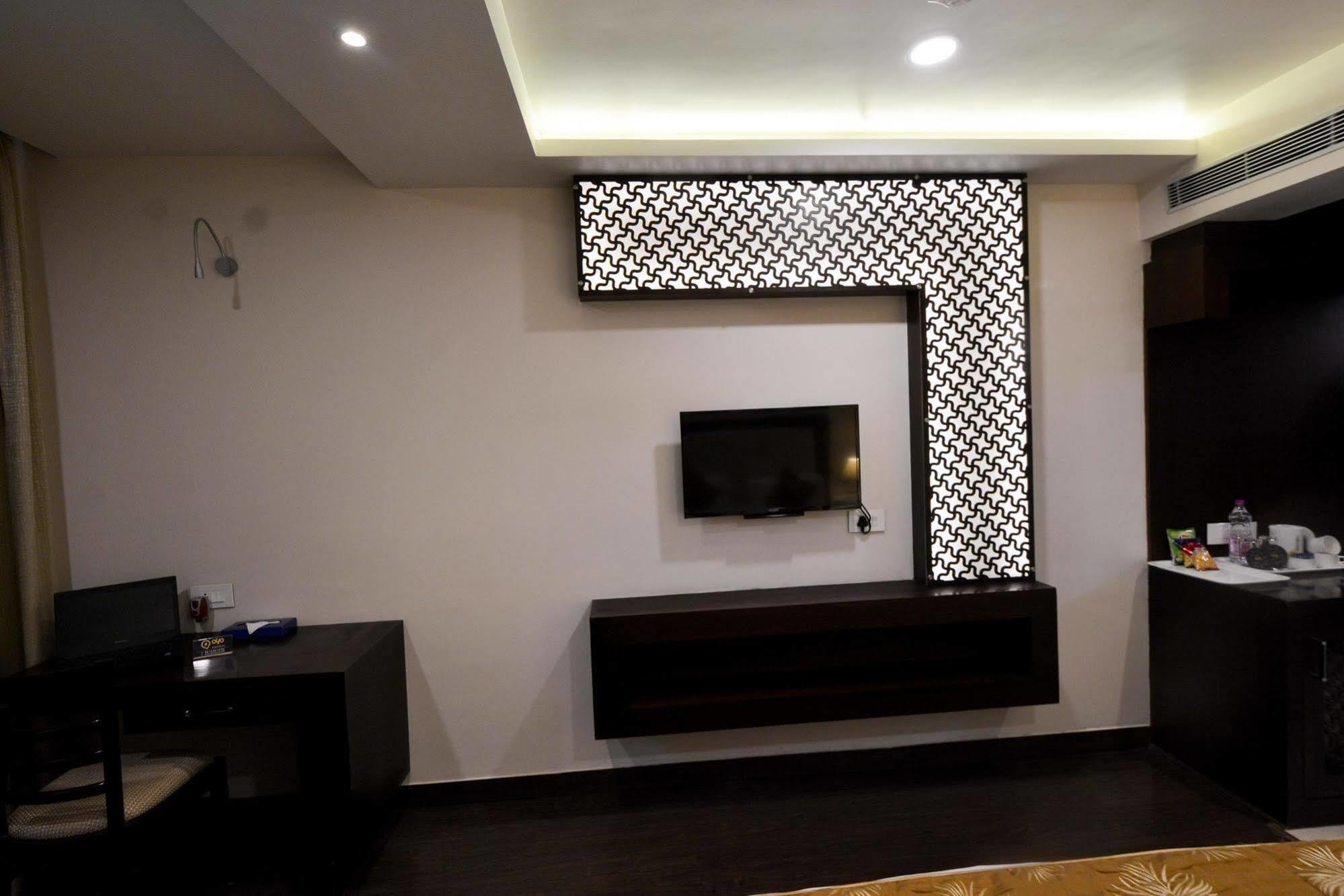The Westinn Varanasi Exterior photo